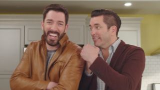 Drew and Jonathan Scott in Girls5eva's Season 2 finale