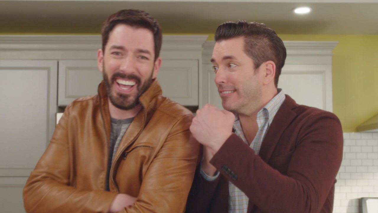 Fans Are Loving Property Brothers' Drew Scott In Amazing Fight Scene ...