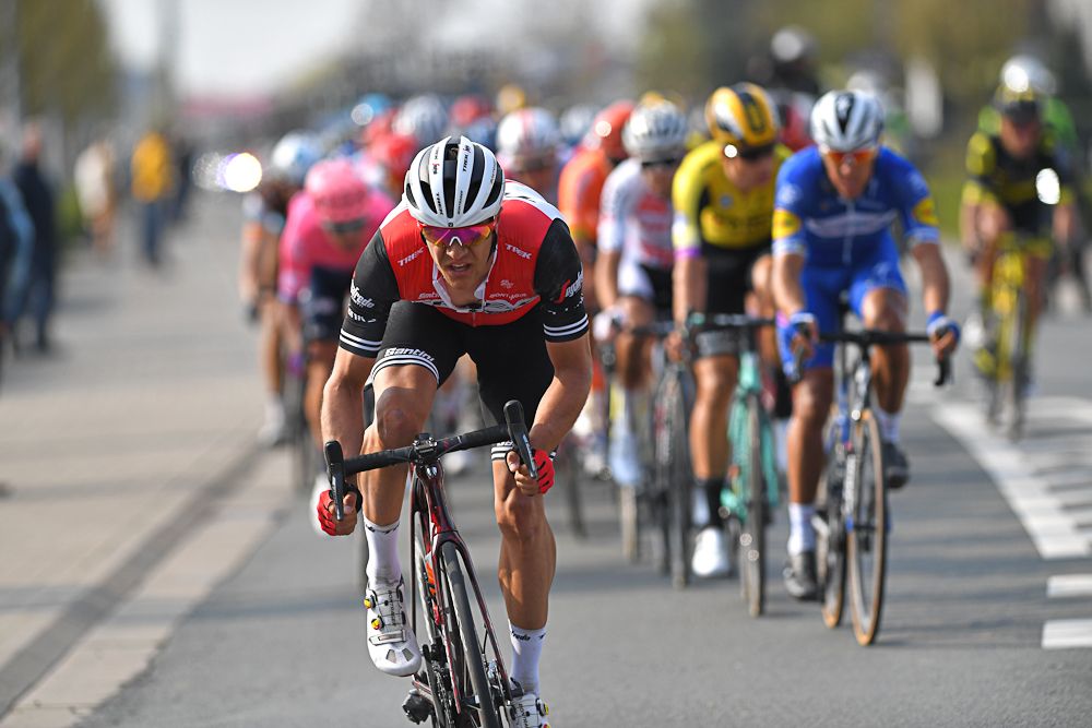 Jasper Stuyven attacks near the end of Gent-Wevelgem