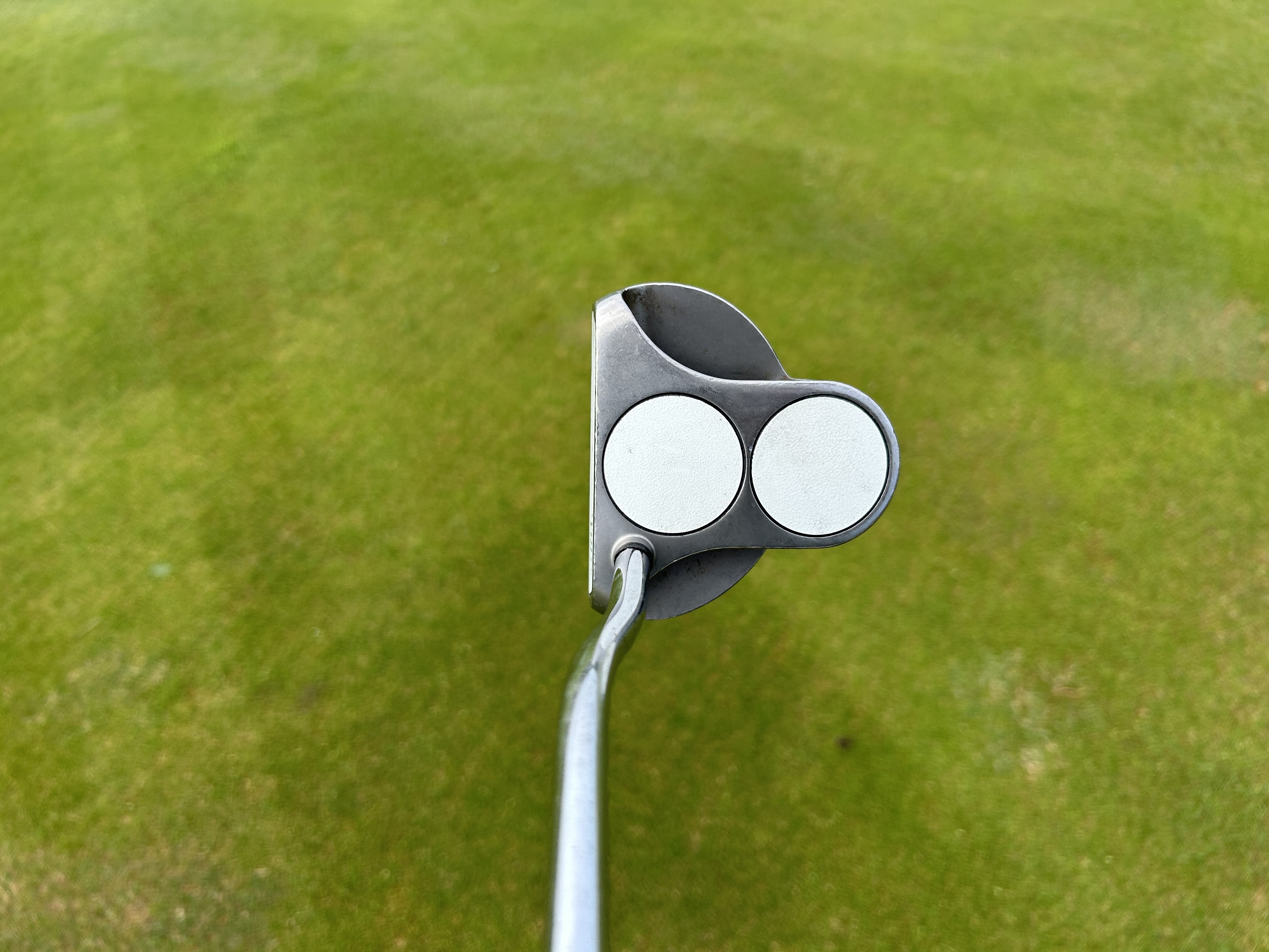 The original Odyssey 2-ball putter