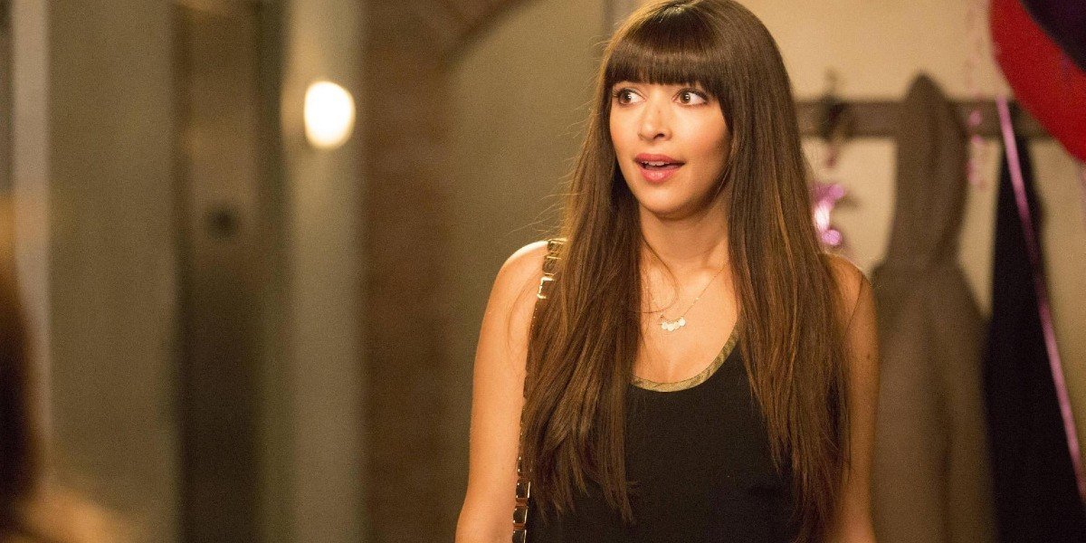 Hannah Simone in New Girl