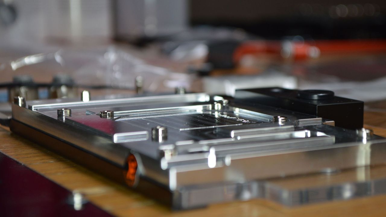 EKWB barebones liquid cooling kit