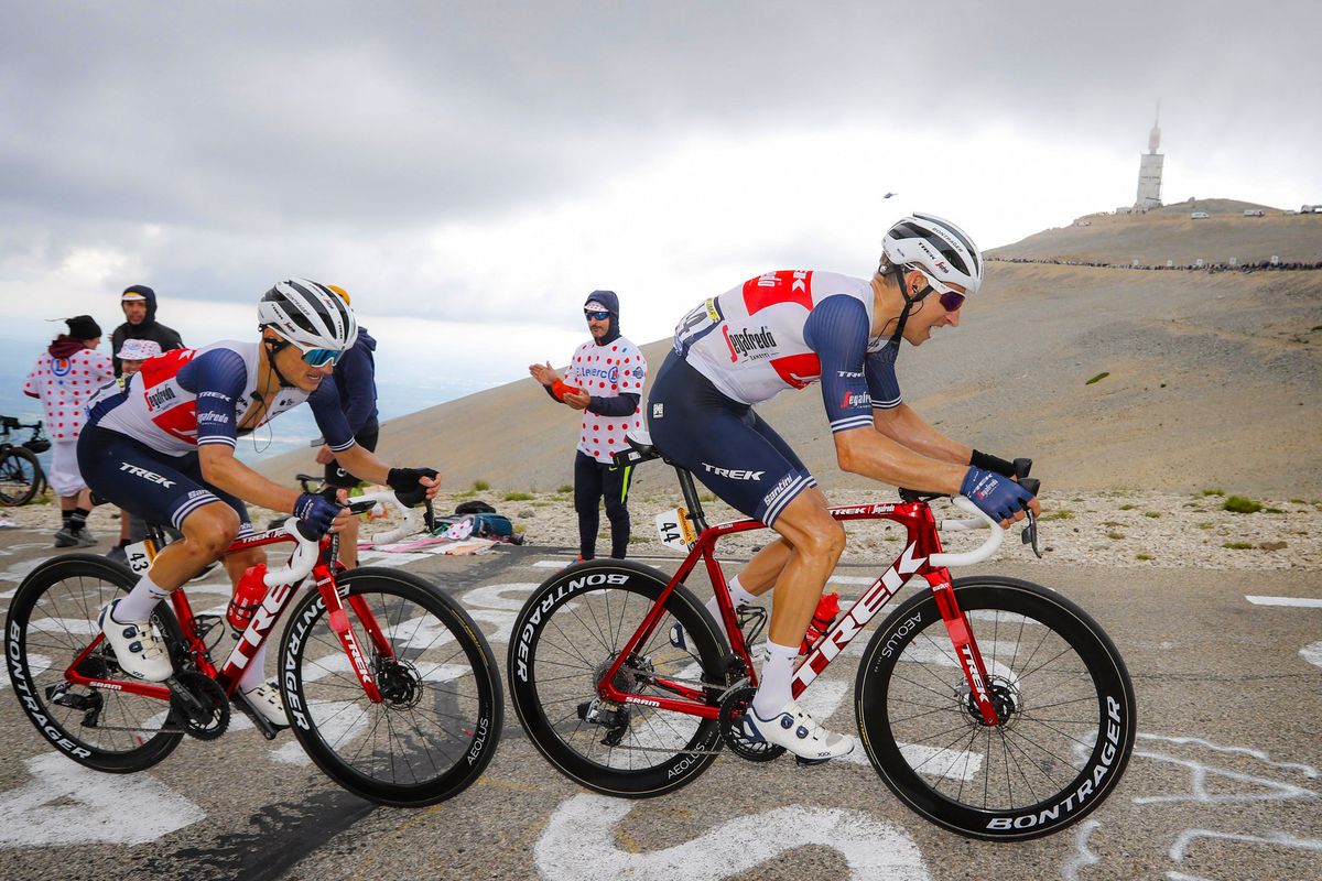 Tour de France 2021 - 108th Edition - 11th stage Sorgues - Malaucene 198,9 km - 07/07/2021 - Bauke Mollema (NED - Trek - Segafredo) - Kenny Elissonde (FRA - Trek - Segafredo) - photo Tim Van Wichelen/CV/BettiniPhoto&Acirc;&copy;2021