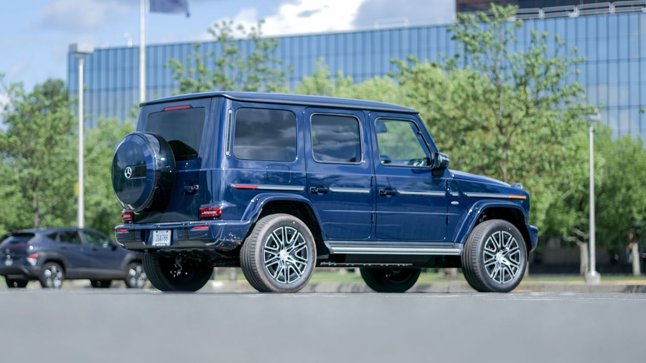 2025 Mercedes-Benz G 580 test drive.