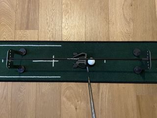 PuttOUT Alignment stick set with putter