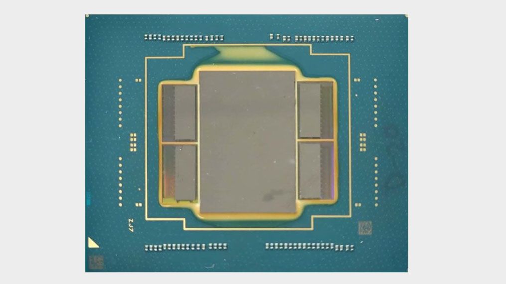 Intel&#039;s 8c/528t CPU