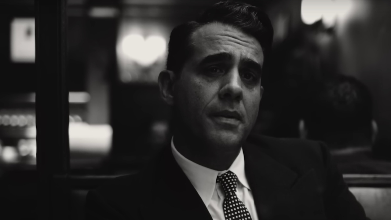 Bobby Cannavale in blond