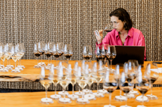 Ines Salpico tasting white rioja for the Rioja Report 2026