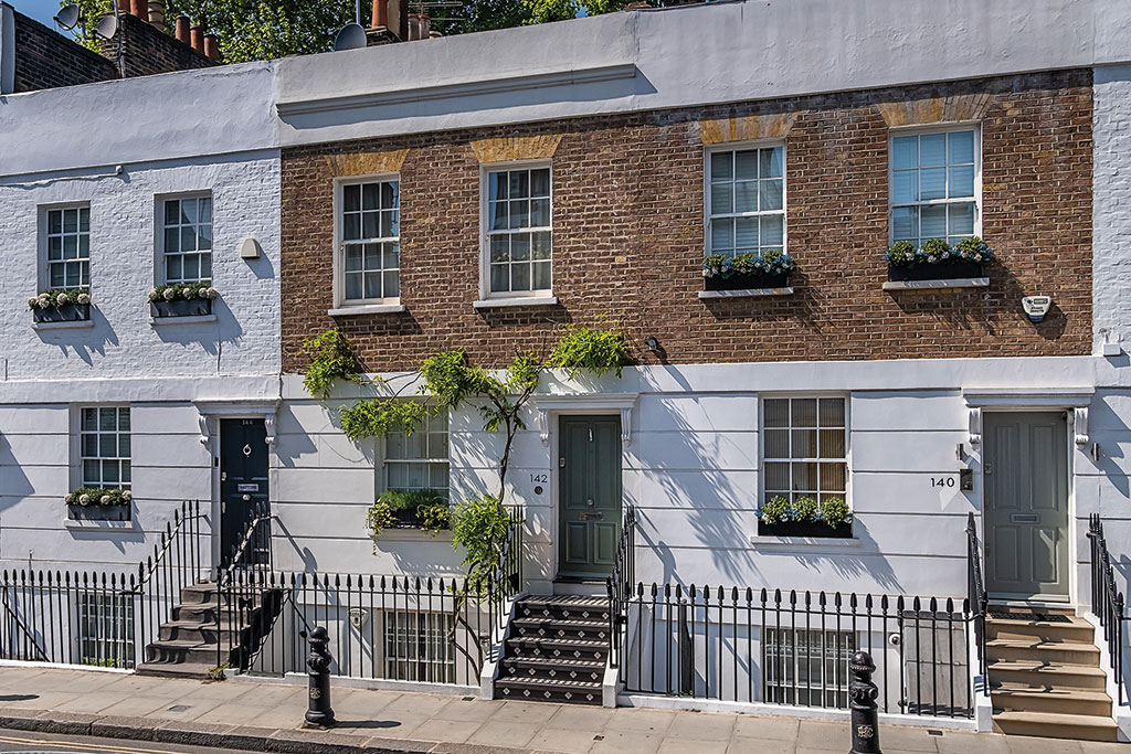 Property for sale: Goldhawk Road, Brook Green, Hammersmith, London.