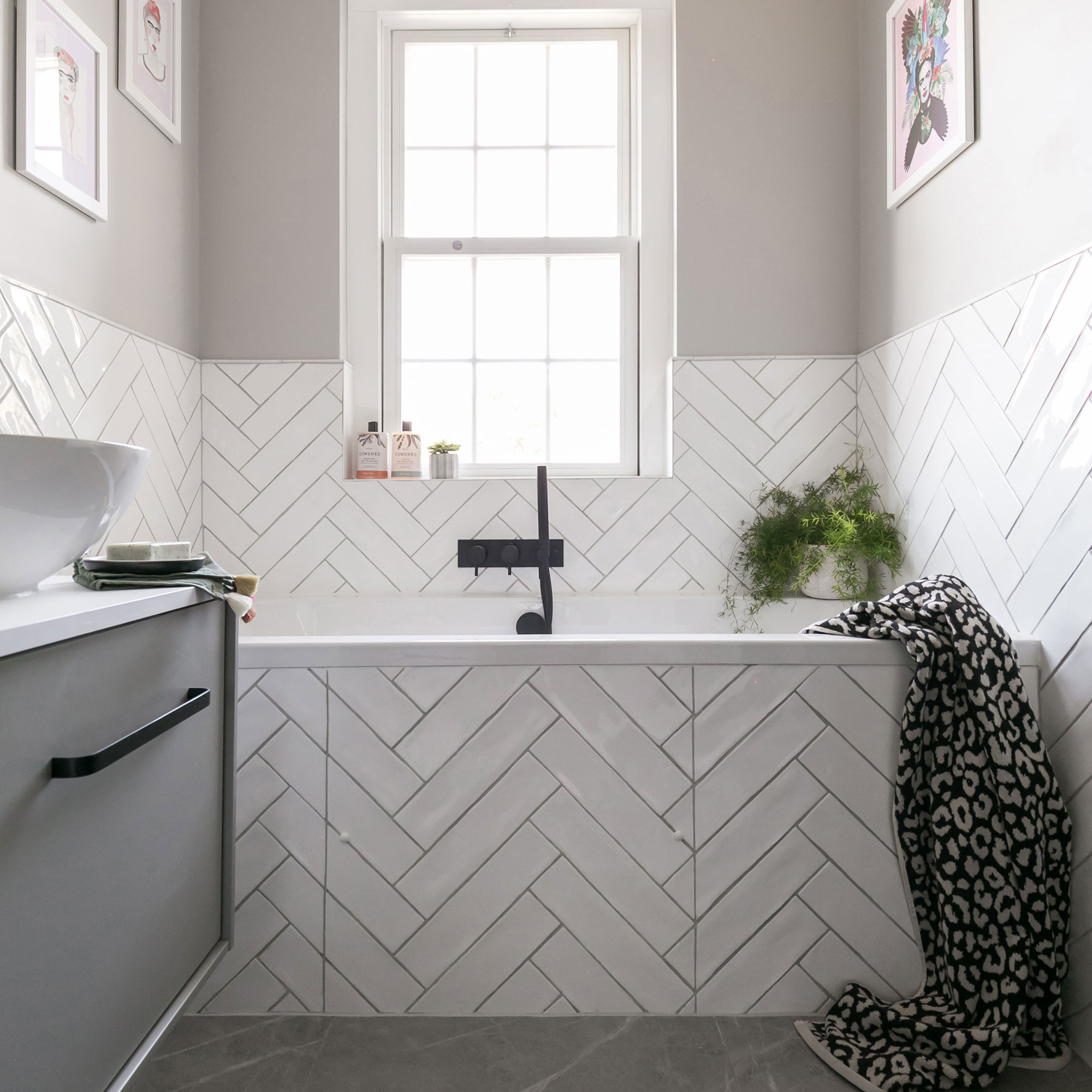 32 Small Bathroom Ideas To Make A Style Statement | Ideal Home