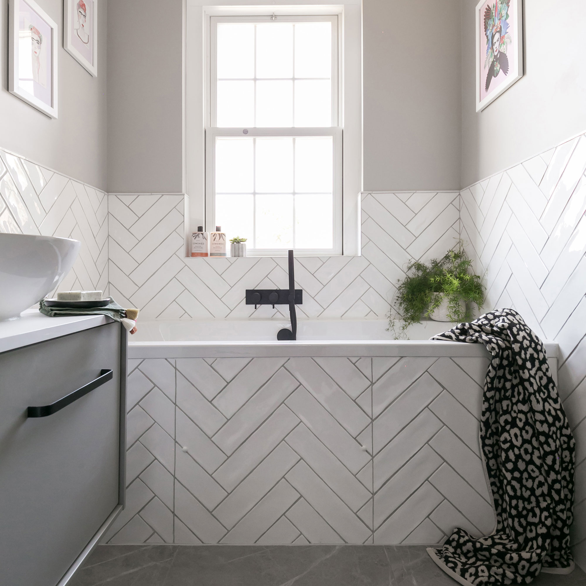 32 small bathroom ideas to make a style statement