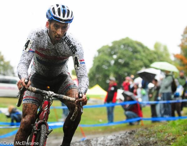 Ian Field (Hargroves Cycles-Specialized) chasing Zach McDonald on lap three