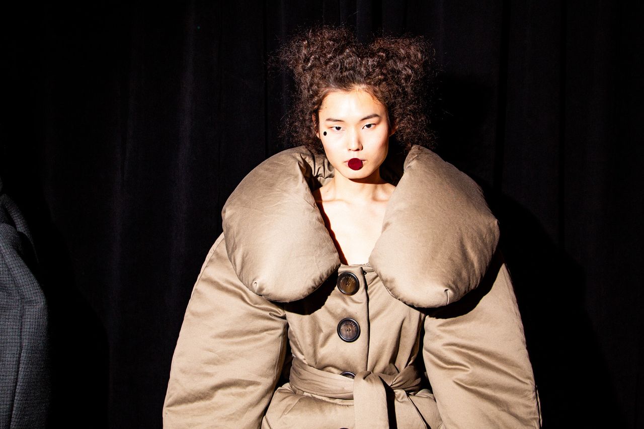 Models backstage Marc Jacobs S/S 2025 show