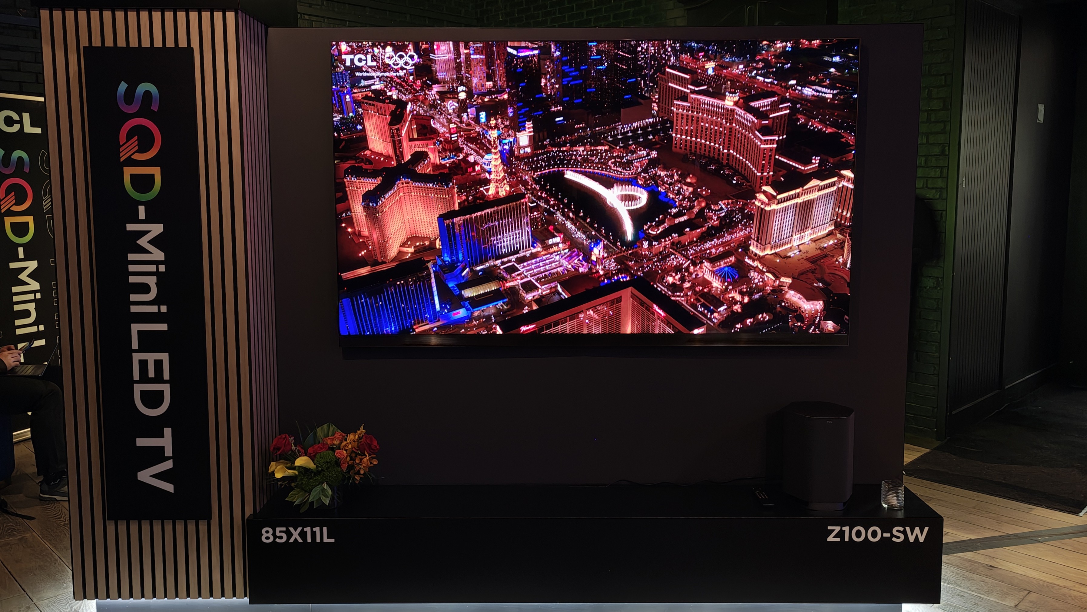 TCL X11L SQD mini LED tv