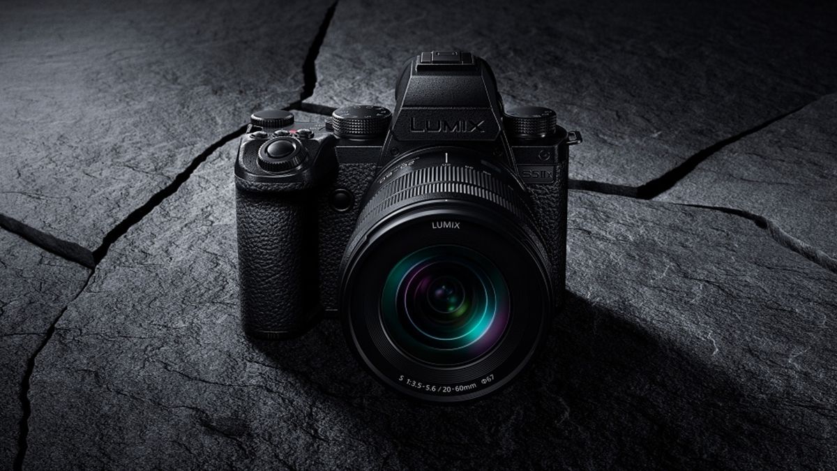 Panasonic Lumix S5 II x