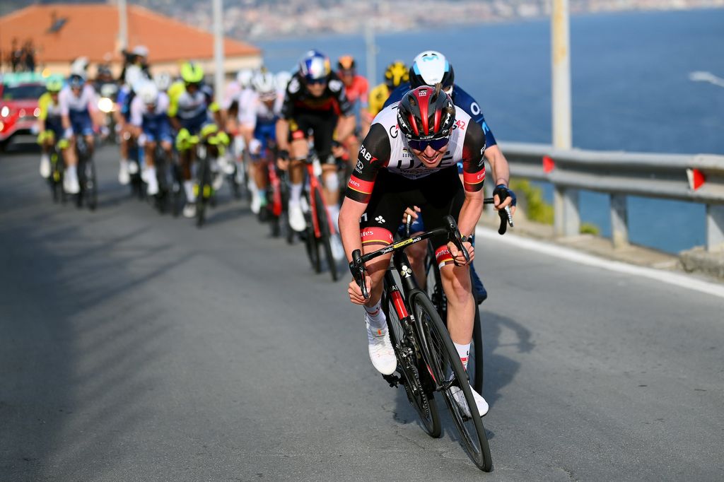 Froome earns more than Van Aert, Sagan on more than Roglič report