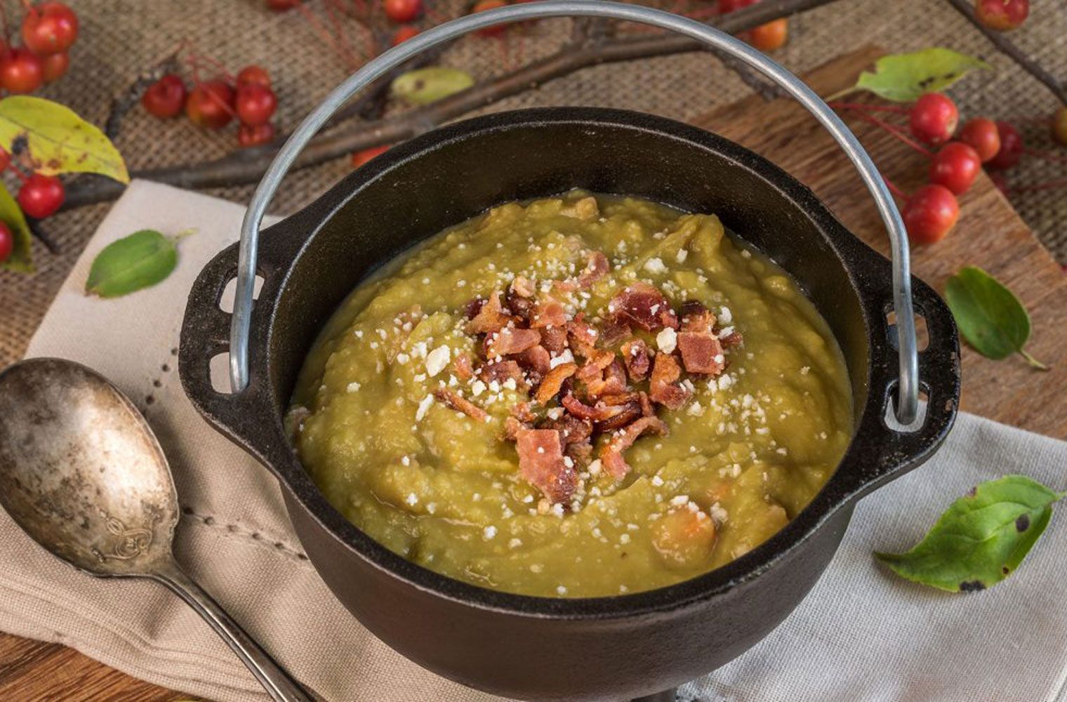 Slow-cooker pea and ham soup recipe