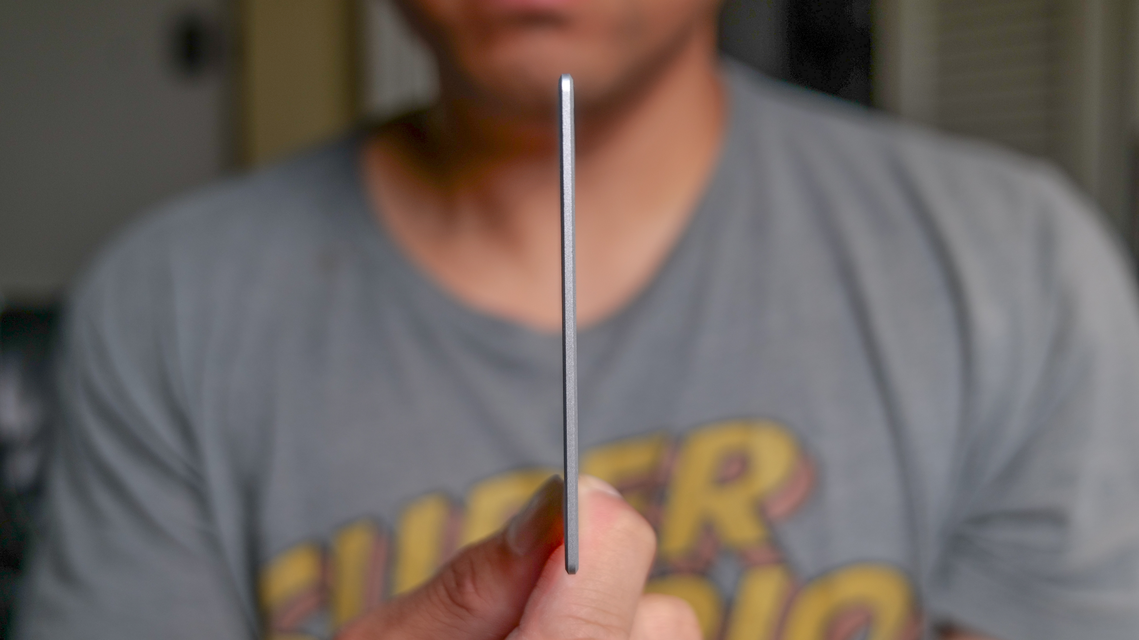 Rolling Square AirCard Pro thinness.