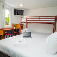 Quick Palace Pau ZénithDistance to event:Tripadvisor rating: Quick Palace Pau ZénithDistance to event:Tripadvisor rating: