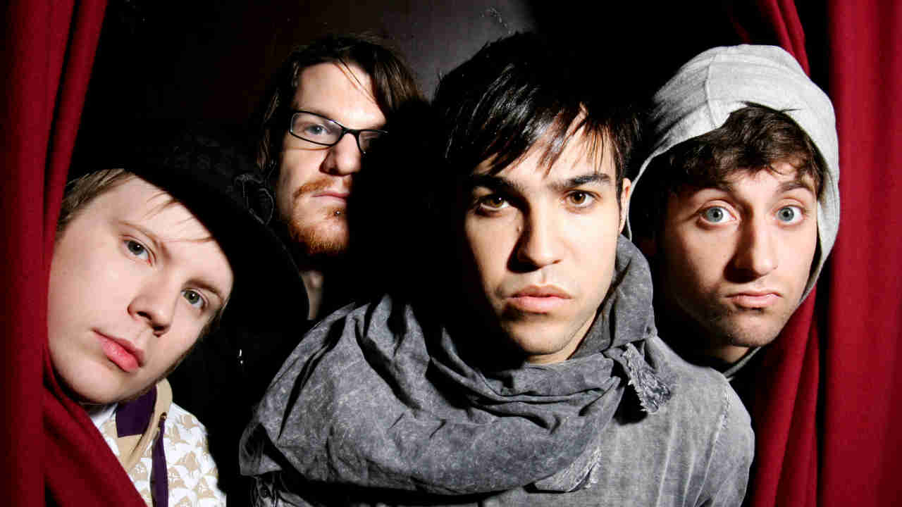 Fall Out Boy posing for a photograph in 2008