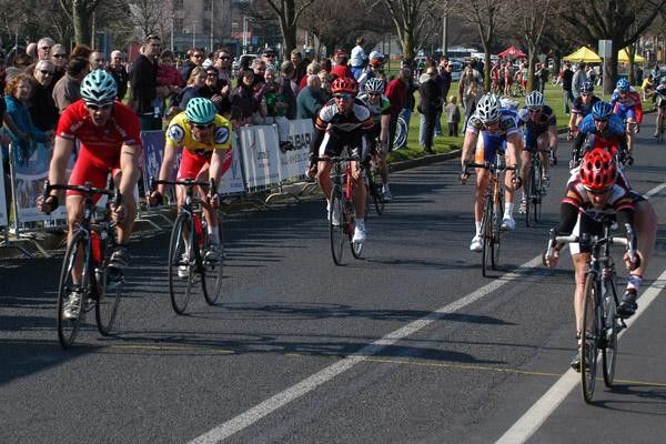 Cody Stevenson (R) brings the bunch home