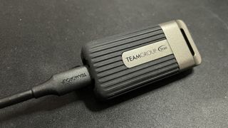 TeamGroup PD20 plugged in