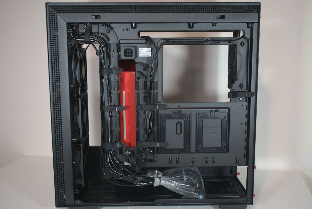 NZXT H710i Cyberpunk