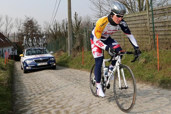Andre Greipel (Lotto Belisol) makes his way across the cobbles of the Koppenberg