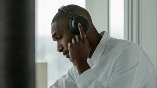 Windows 10 user listening to music