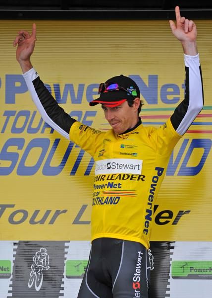 The yellow jersey now rests on the shoulders of Jeremy Vennell of Calder Stewart