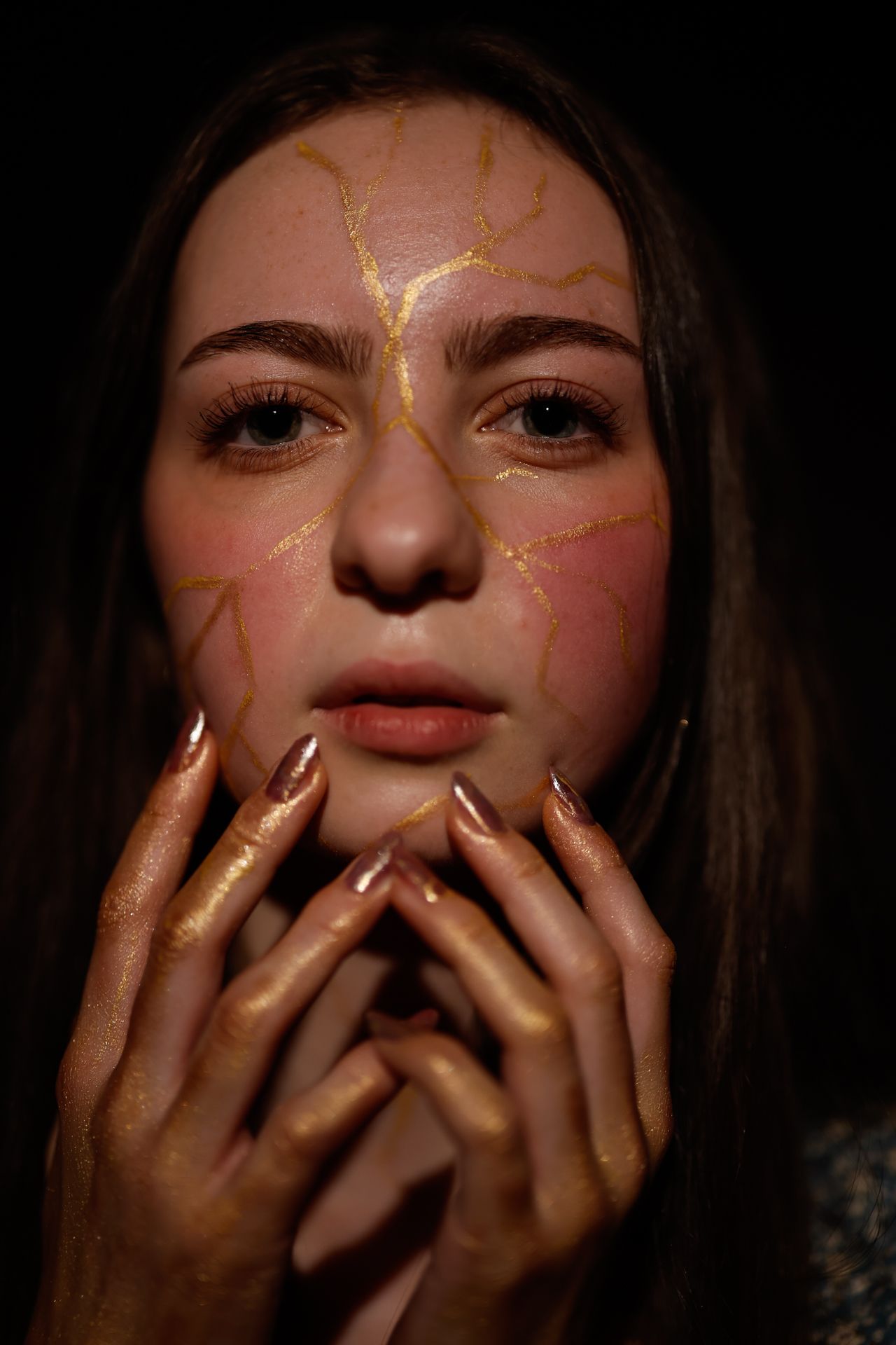 Portrait image taken by teenage photographer Liz Hatton