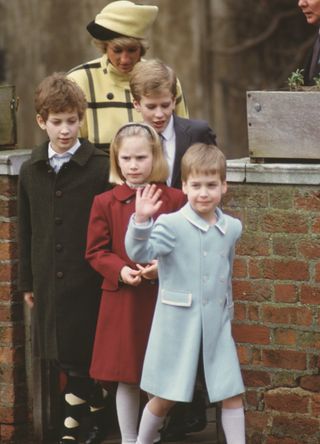Princess Diana with a young Prince William, Zara Phillips and Peter Phillips