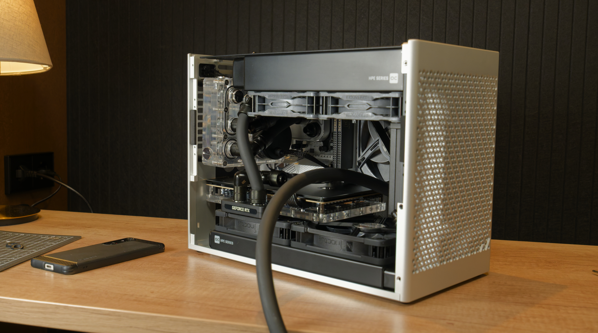 Greyscale ITX Build Tubing &amp;amp; Loop