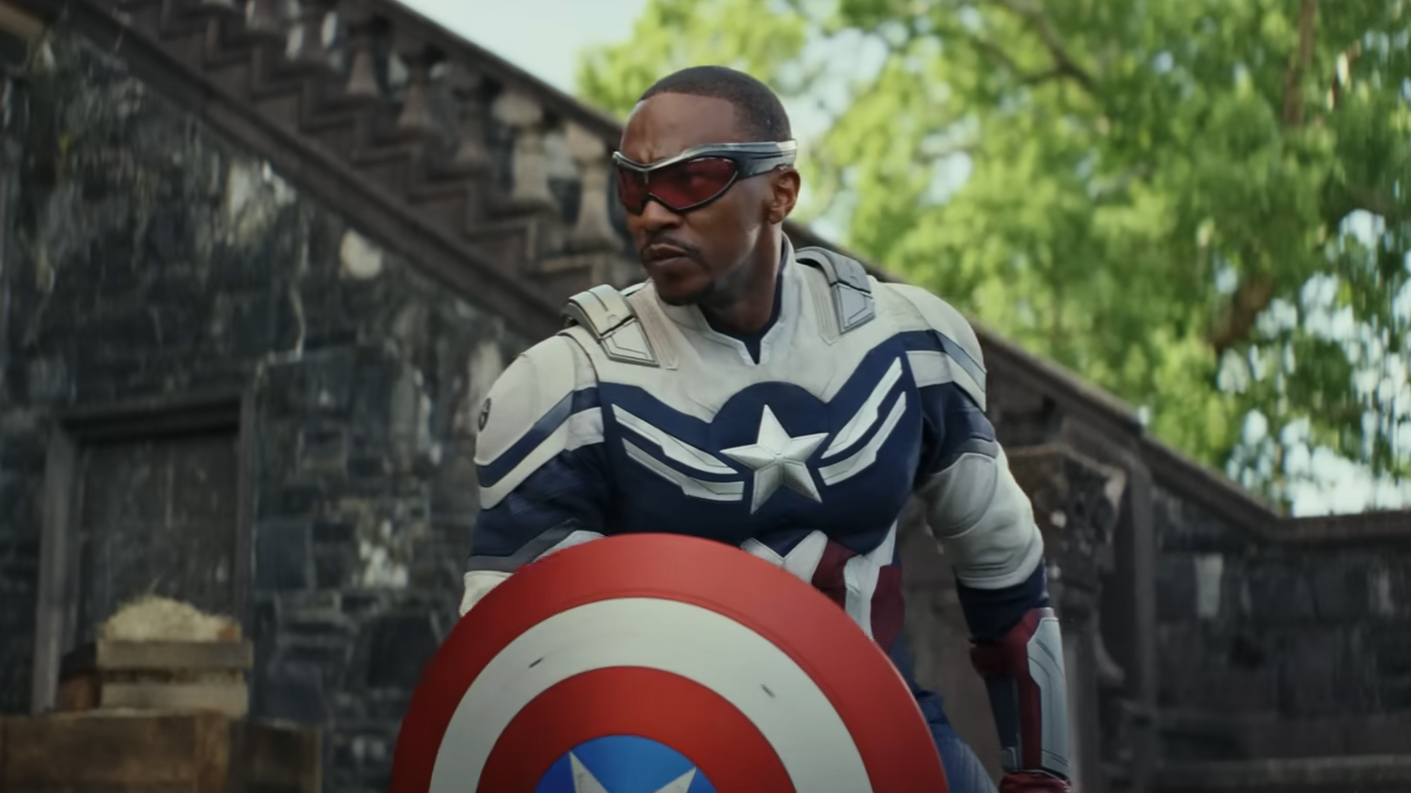 Anthony Mackie's Sam Wilson standing in a compound's courtyard in Captain America: Brave New World