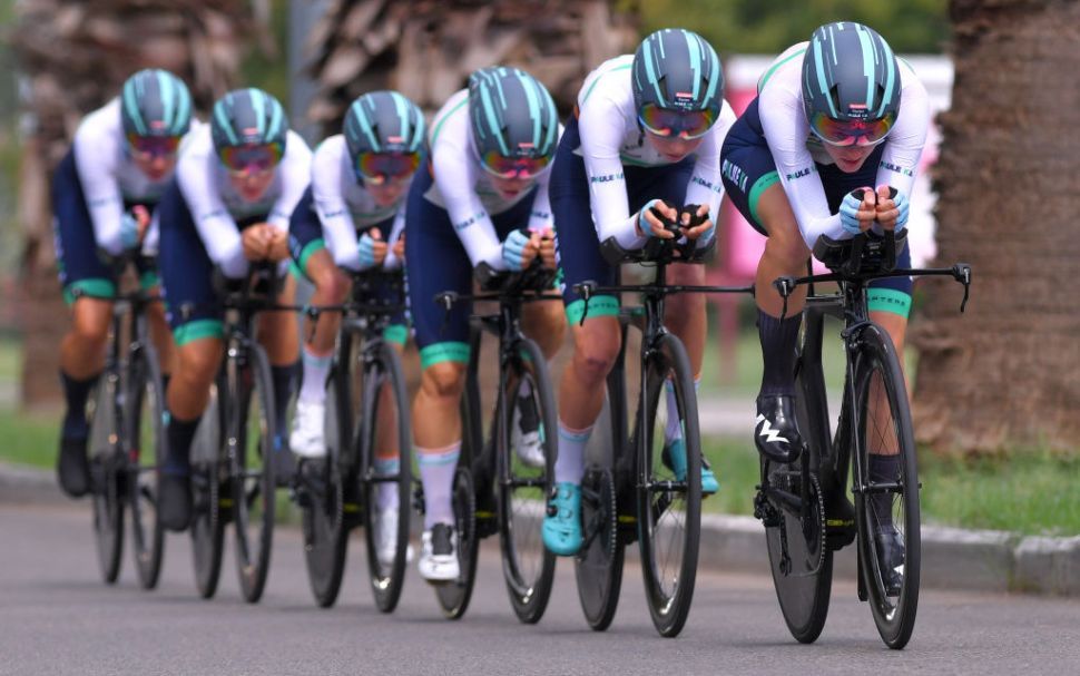 Equipe Paule Ka in action at the Giro Rosa