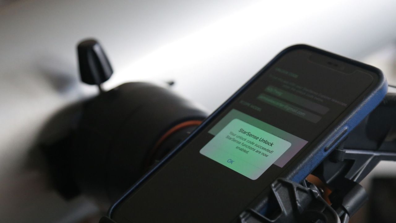 Celestron StarSense Explorer DX 130AZ