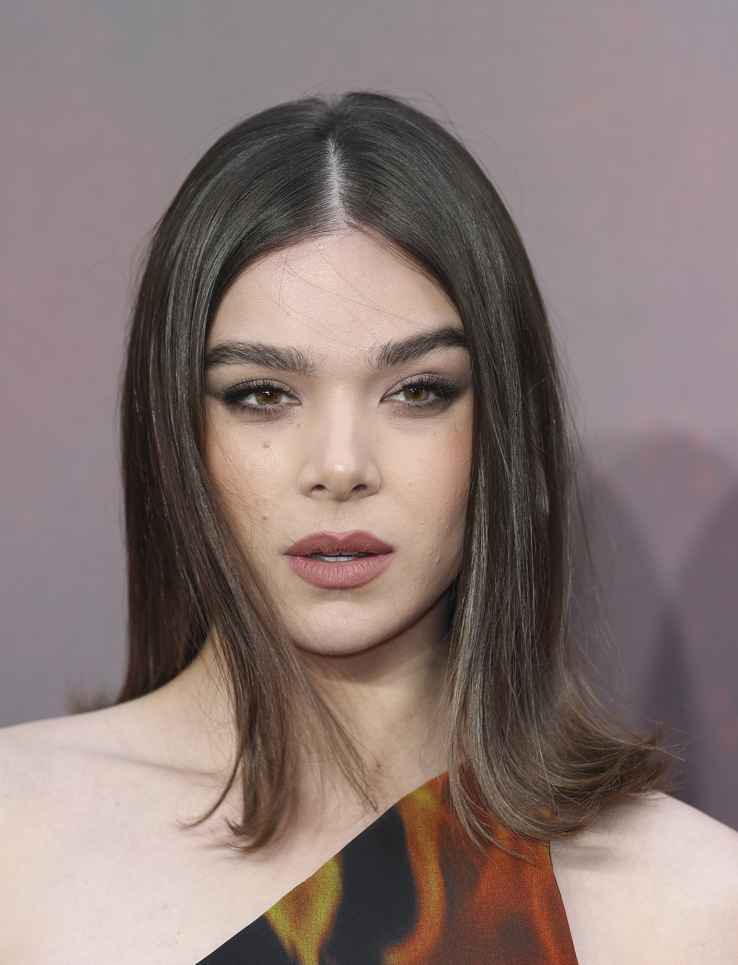Hailee Steinfeld attends the Sinners European premiere at the Cineworld Leicester Square.