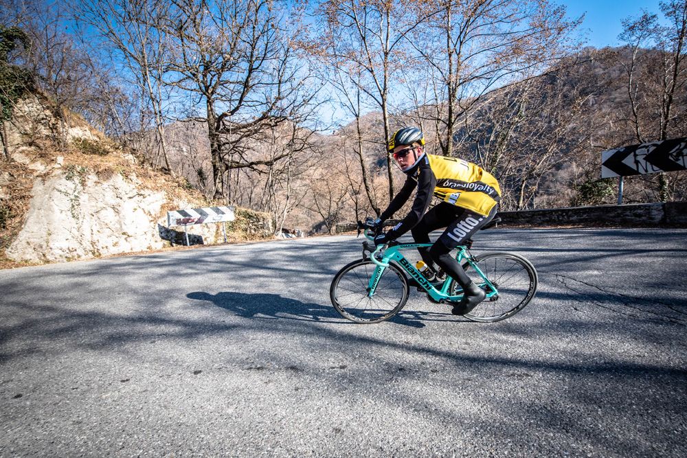 Steven Kruijswijk climbs the Bergamo hills during a Giro d'Italia recon trip
