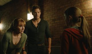Jurassic World: Fallen Kingdom Claire and Owen meeting Maisie