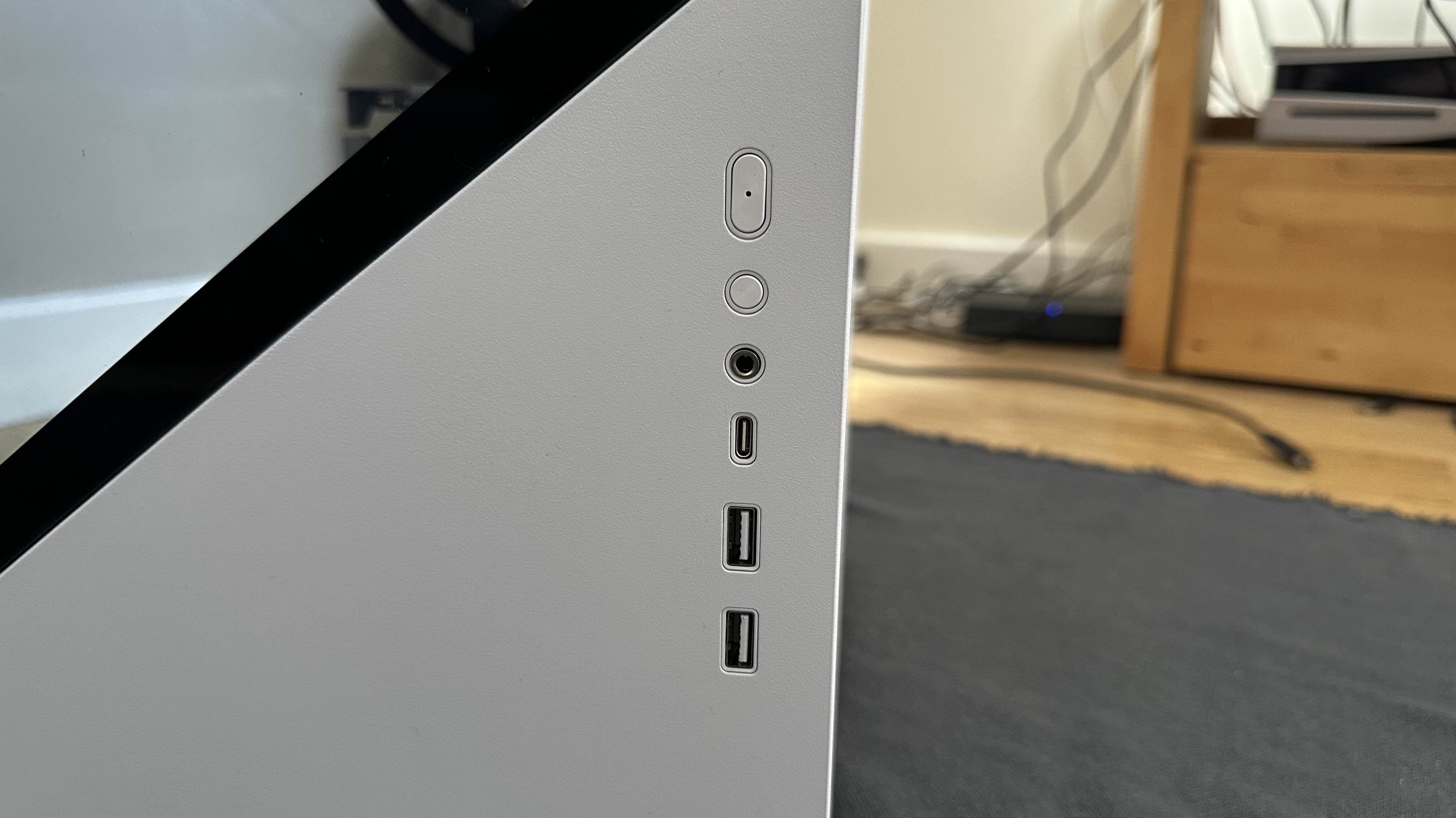 The front IO ports on the CyberPowerPC Ultra XT3D's chassis