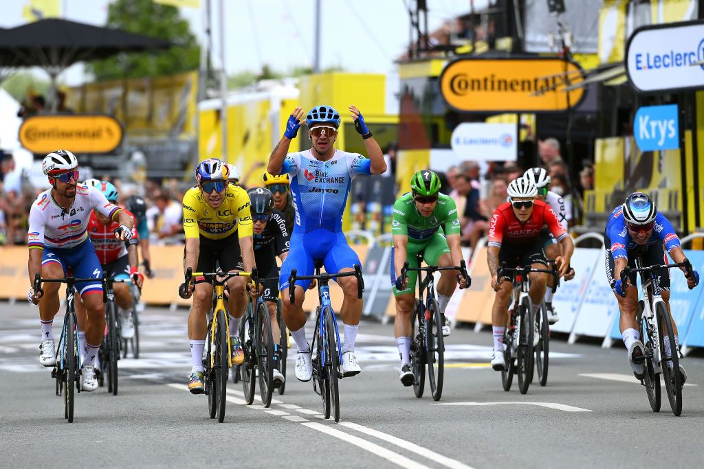 3 COUREURS CYCLISTES Du Tour De France - Coureurs Plastique Starlux 3 COUREURS CYCLISTES Du Tour De France - Coureurs Plastique Starlux