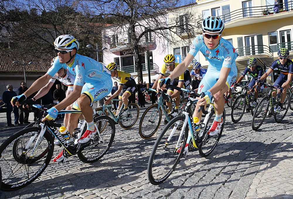 Luis Leon Sanchez and Rein Taaram&auml;e try to set up a win for Astana