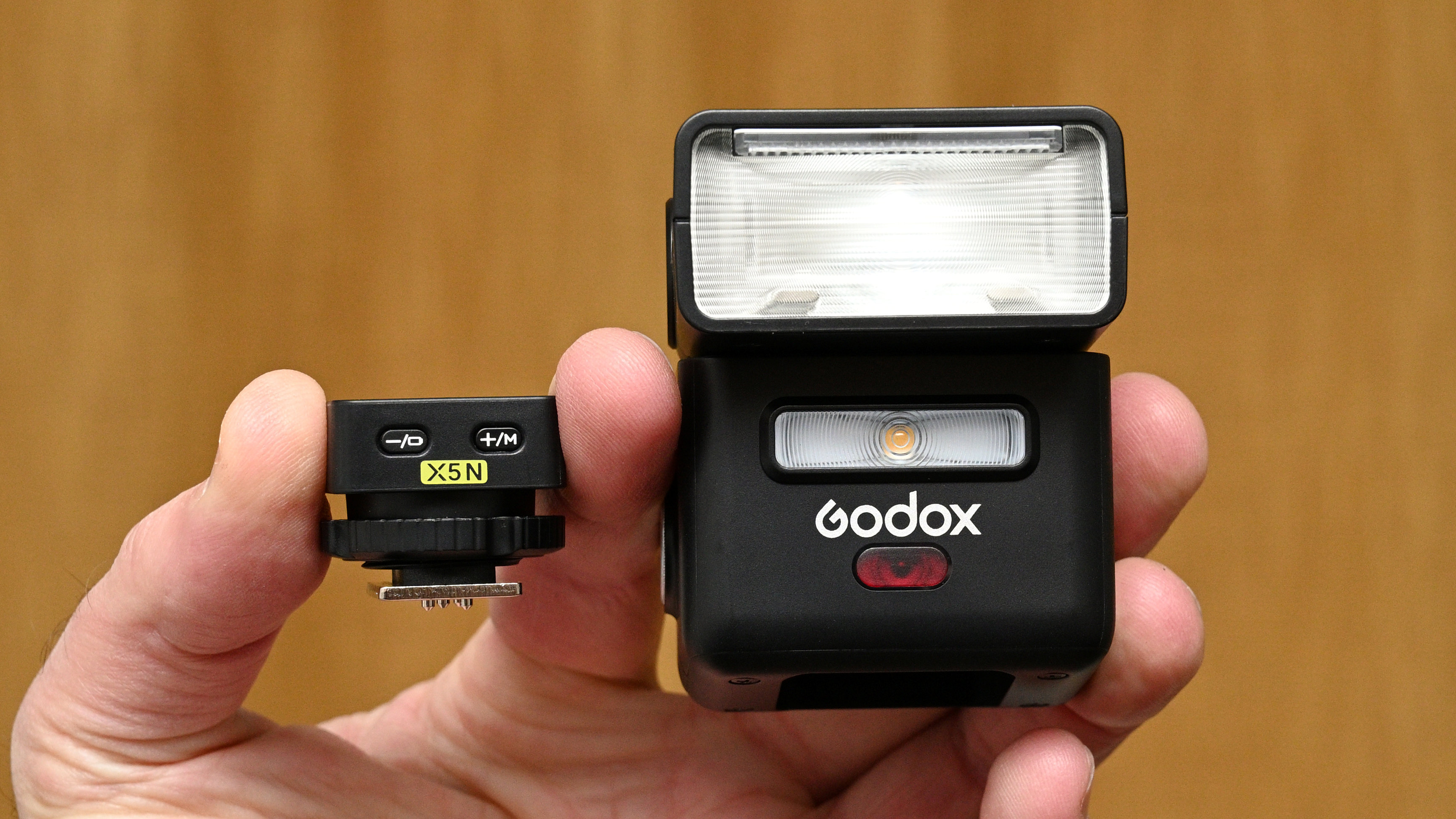 Godox iT32 &amp;amp; X5 product shot