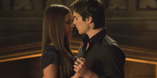 The Vampire Diaries' Julie Plec Reveals How Romances Will Differ For  Legacies Spinoff