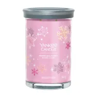 7. Yankee Candle Signature Candle Snowflake Kisses