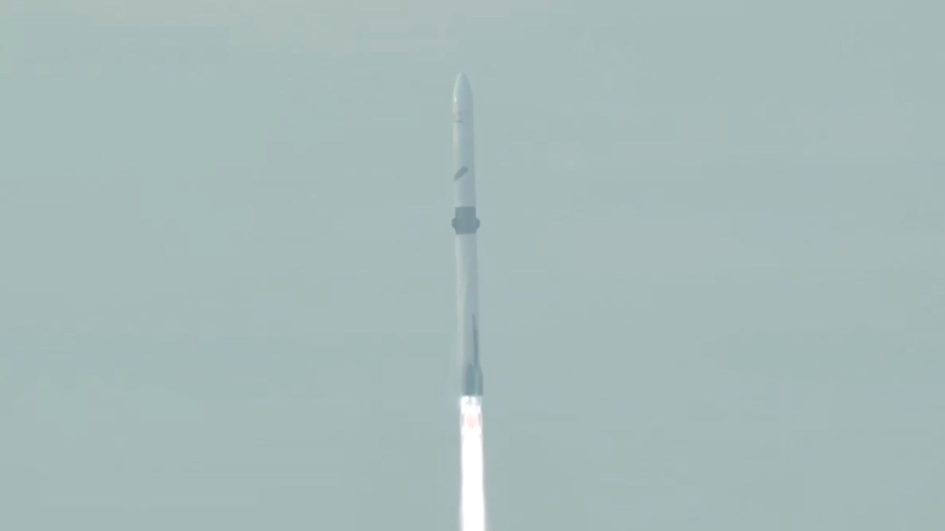 Blue Origin’s enormous New Glenn rocket grounded after launch mishap