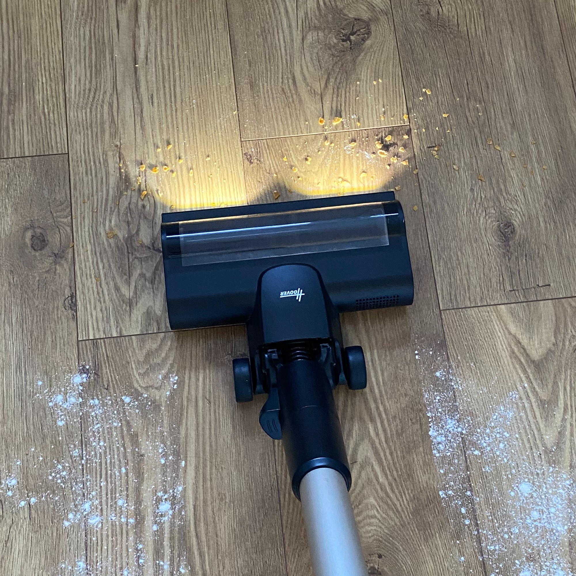 Using the Hoover HF6 Turbo Sense to pick up flour and crushed cereal debris