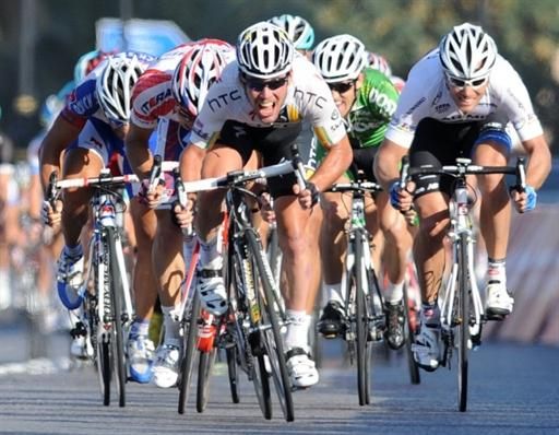Mark Cavendish (HTC-Highroad) gets his season up and running in Oman