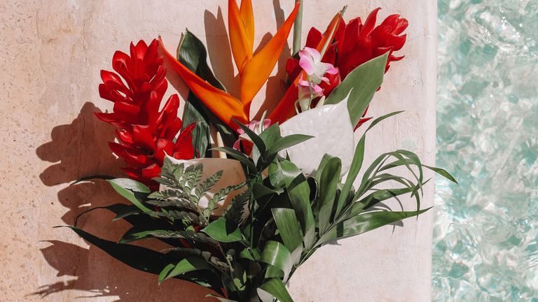 Tropical Bouquet Trend Will You Embrace This Bold Craze Livingetc