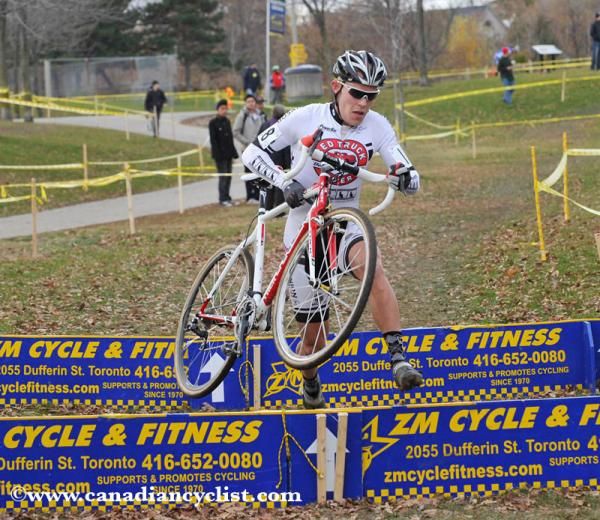 Tyler Trace (Trek Red Truck Racing p/b Mosaic Homes) was part of the early lead bunch.